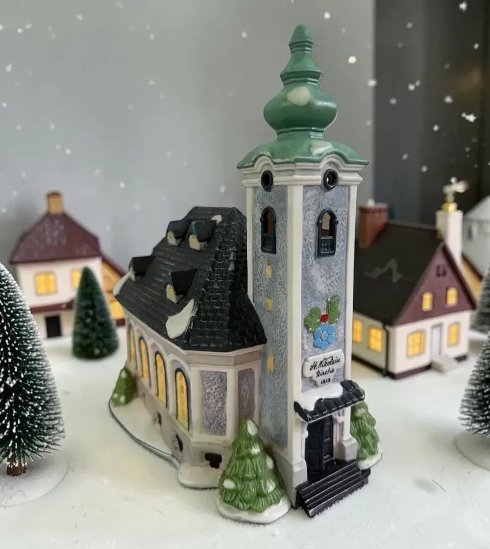Vintage 1991 Dept. 56 Alpine Village Series 